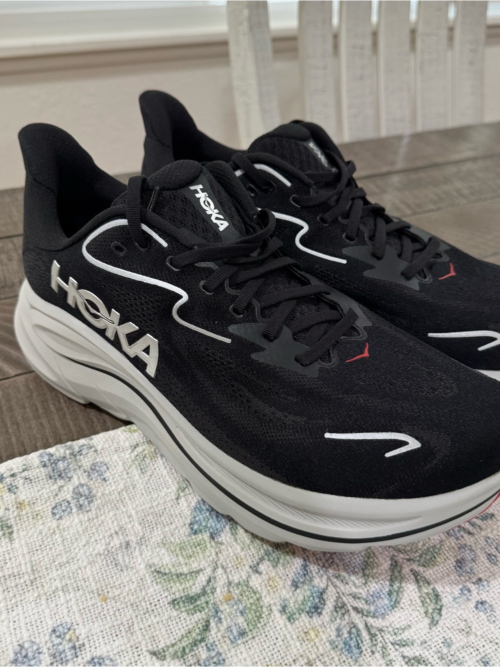 HOKA clifton 10 Men's Black Running Shoes - Lightweight Cushioning
